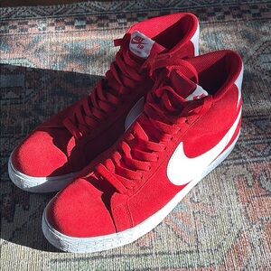 Nike Red Zoom SB Blazer Mid Sneakers